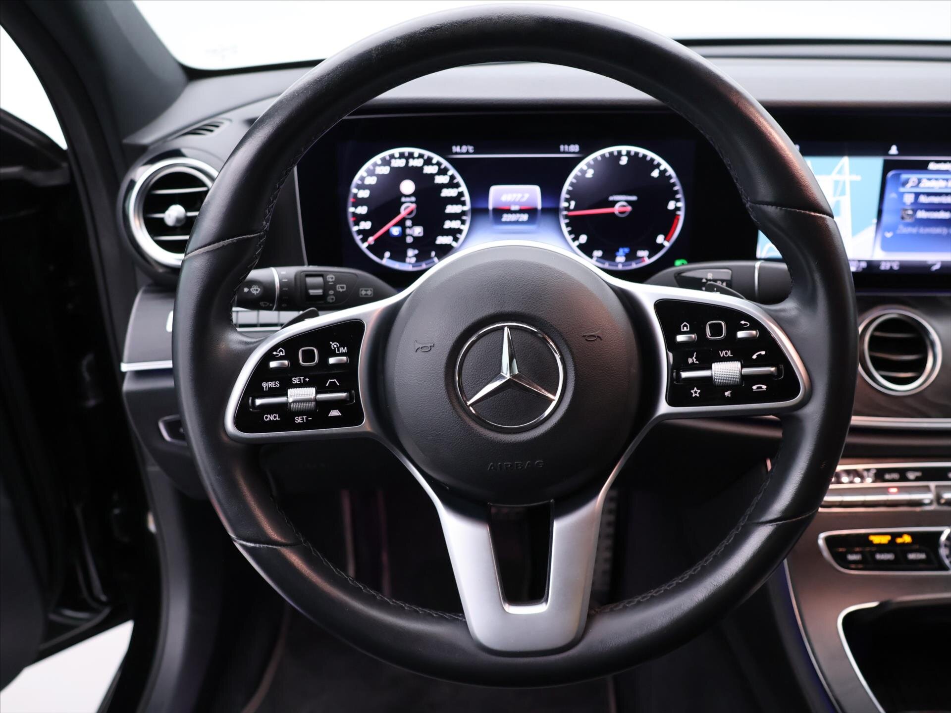 Mercedes-Benz Třídy E Kombi 2,0 l 143 kw