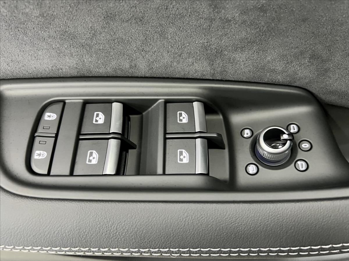 Audi SQ7 SUV / Terénní 4,0 l 373 kw
