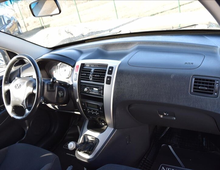 Hyundai Tucson SUV 2,0 l 104 kw