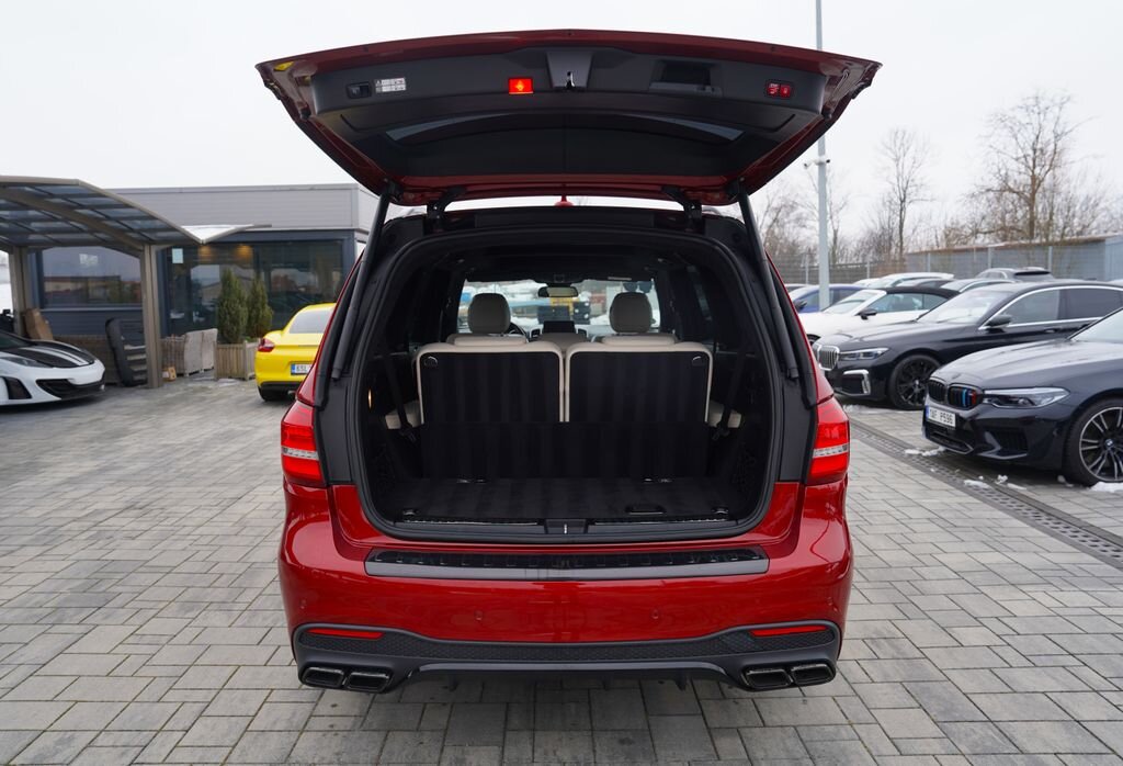 Mercedes-Benz GLS SUV 3,0 l 190 kw