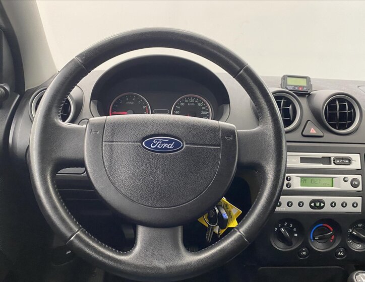 Ford Fiesta 10