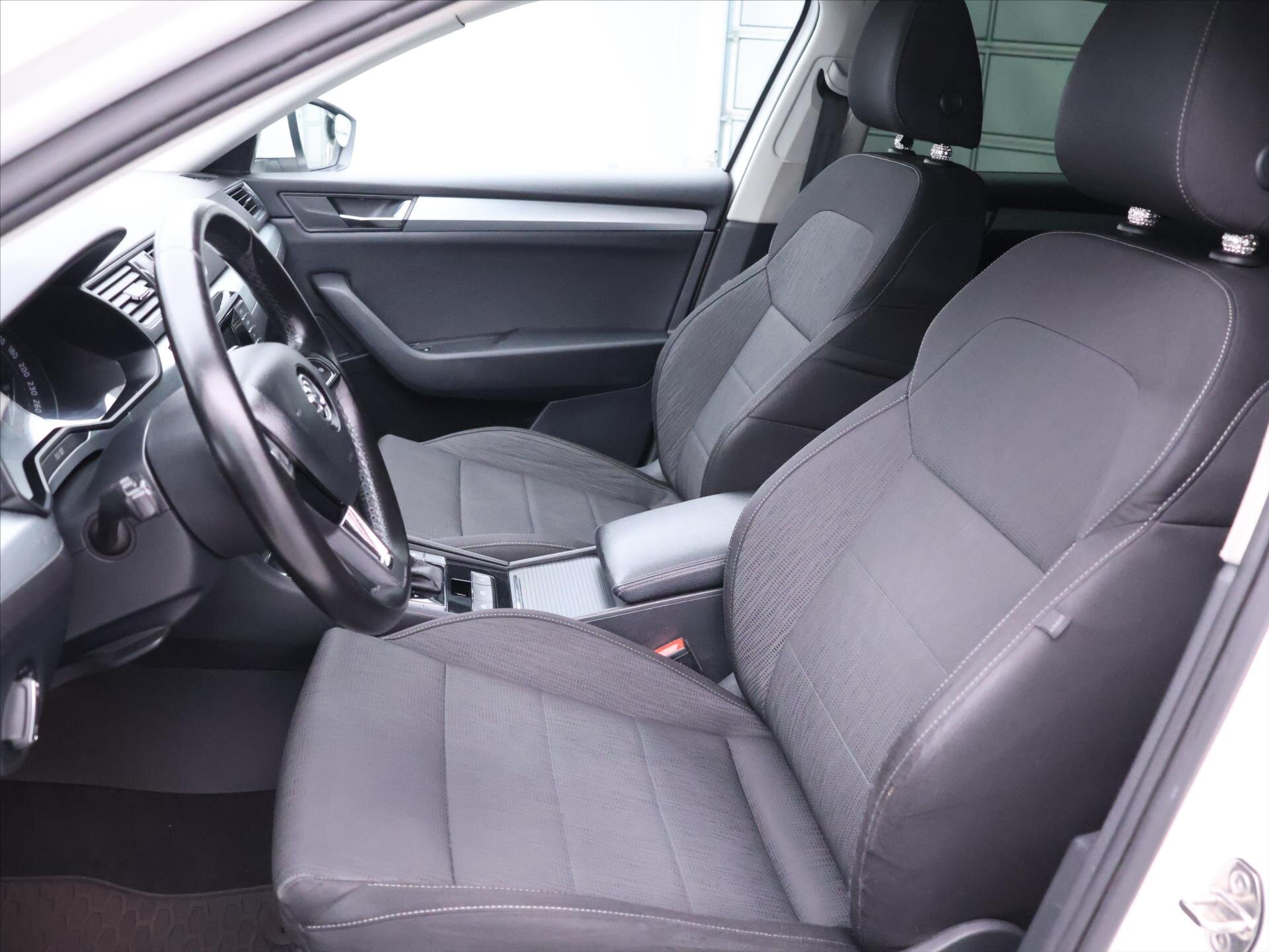 Škoda Superb Sedan 2,0 l 110 kw