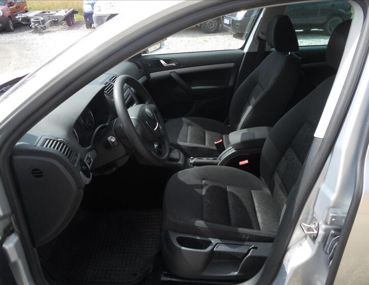 Škoda Octavia 12