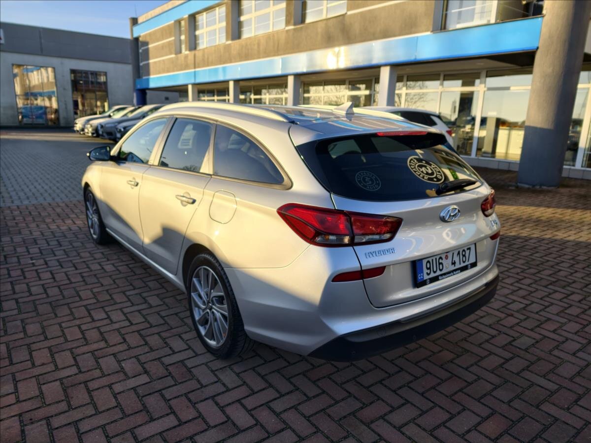 Hyundai i30 Kombi 1,4 l 103 kw