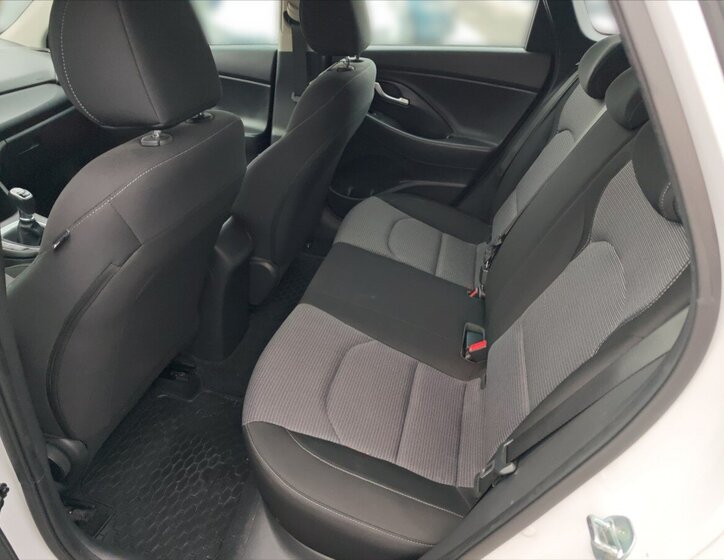 Hyundai i30 Kombi 998,0 88 kw