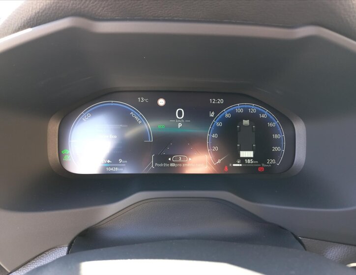 Toyota RAV4 SUV / Terénní 2,5 l 136 kw