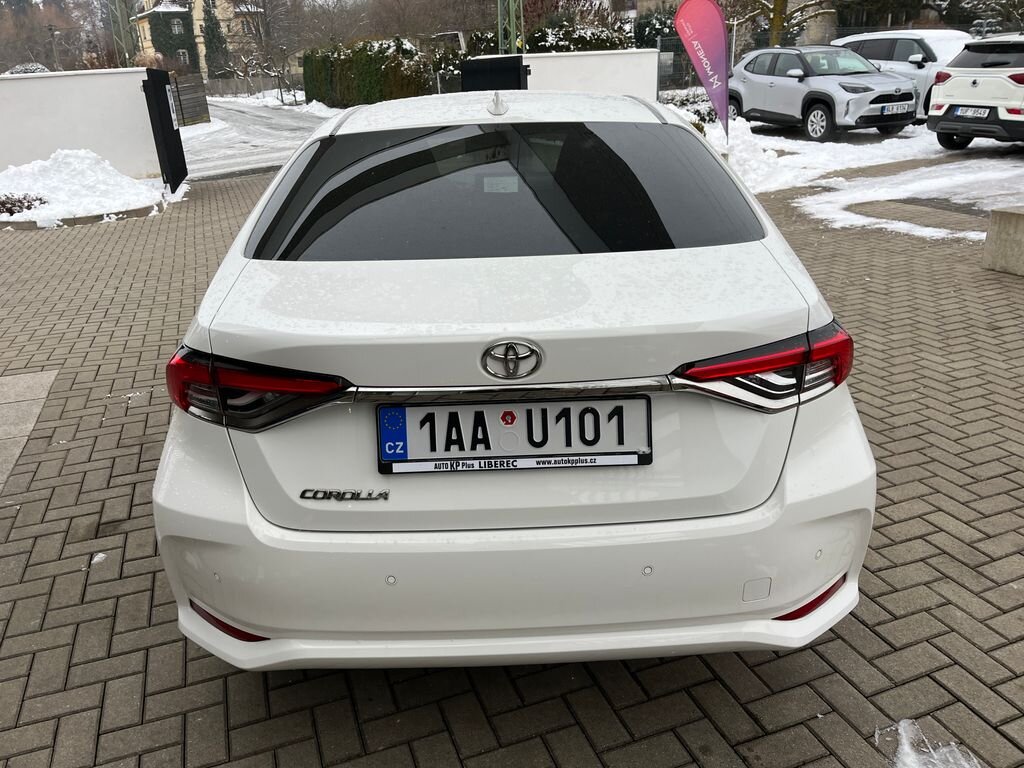 Toyota Corolla Sedan 1,5 l 92 kw