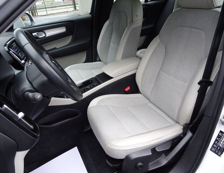 Volvo XC40 19
