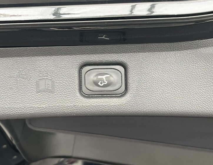 Ford S-MAX MPV 2,5 l 140 kw