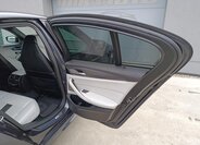 BMW M5 Sedan 4,4 l 460 kw