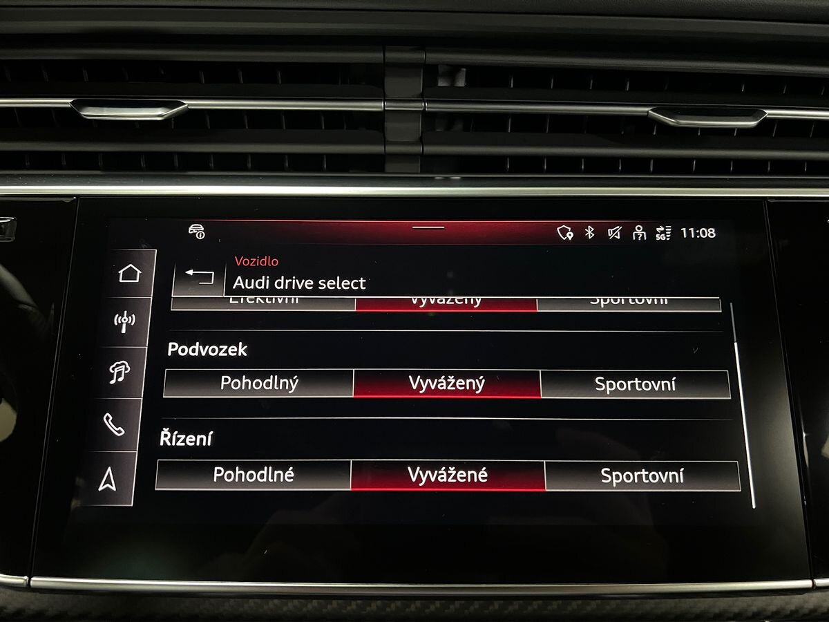 Audi Q8 SUV 3,0 l 210 kw