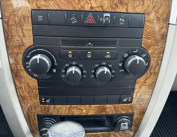 Jeep Grand Cherokee 17