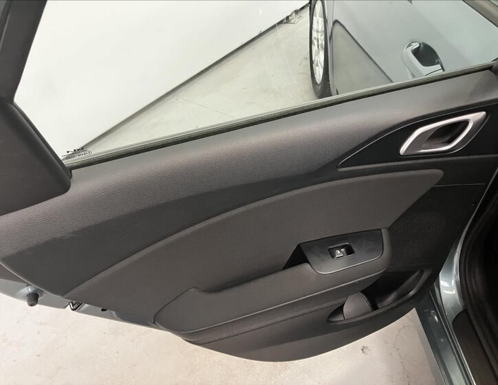 KIA Ceed Hatchback 998,0 74 kw