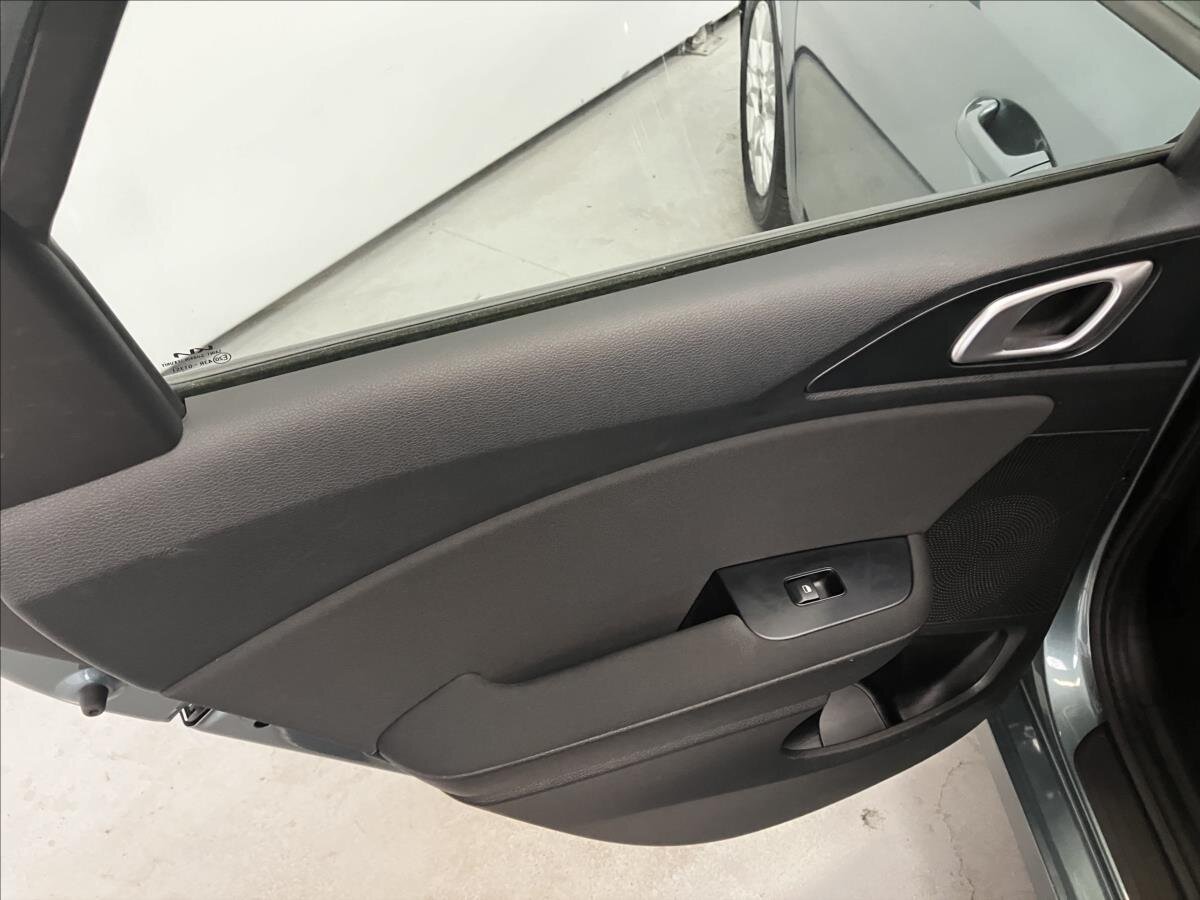 KIA Ceed Hatchback 998,0 74 kw