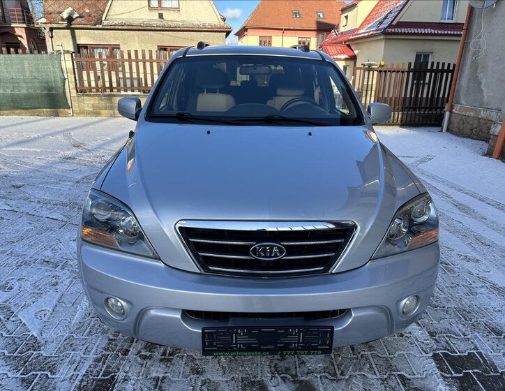 KIA Sorento SUV 2,5 l 125 kw