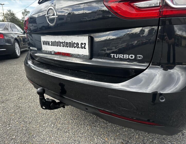 Opel Insignia Kombi 2,0 l 125 kw