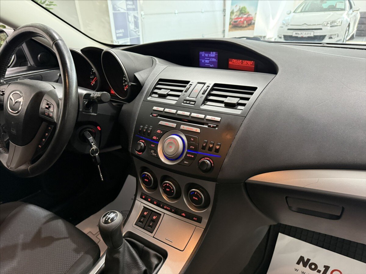 Mazda 3 Hatchback 1,6 l 77 kw