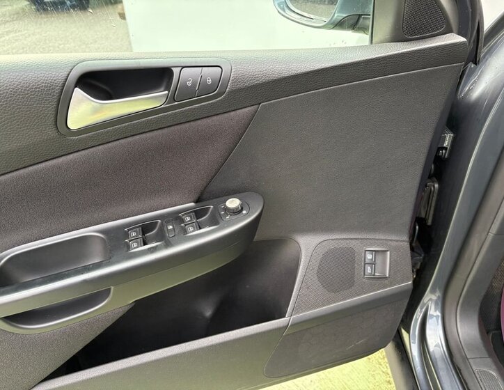 Volkswagen Passat Kombi 1,4 l 90 kw