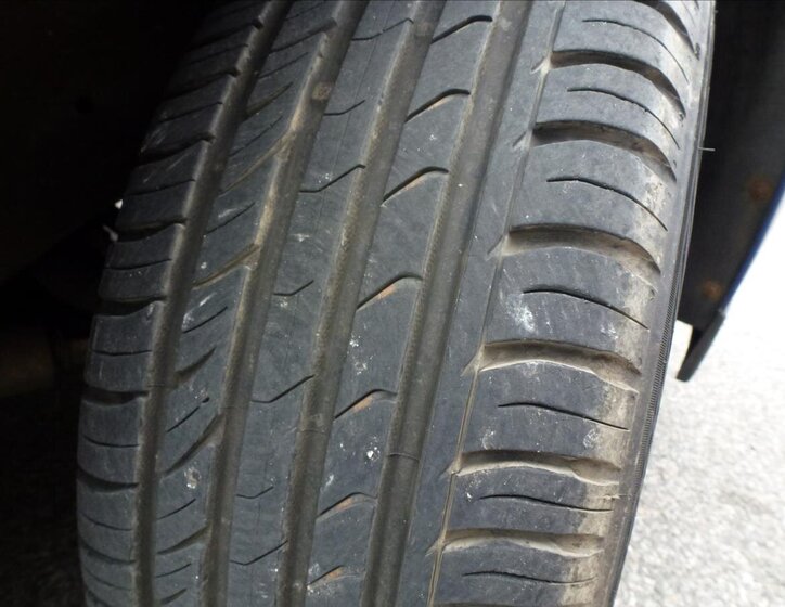 Opel Vectra Sedan / Limuzína 1,8 l 90 kw