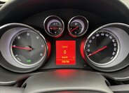 Opel Insignia Sedan / Limuzína 2,0 l 118 kw