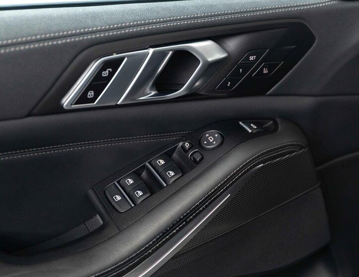 BMW X5 SUV / Terénní 3,0 l 210 kw