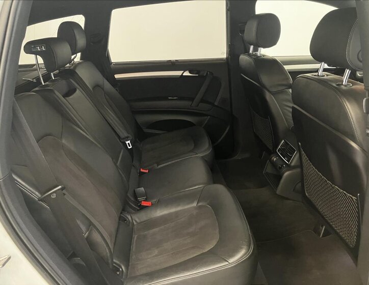 Audi Q7 SUV 3,0 l 180 kw