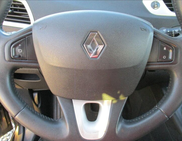 Renault Scénic Kombi 1,5 l 81 kw