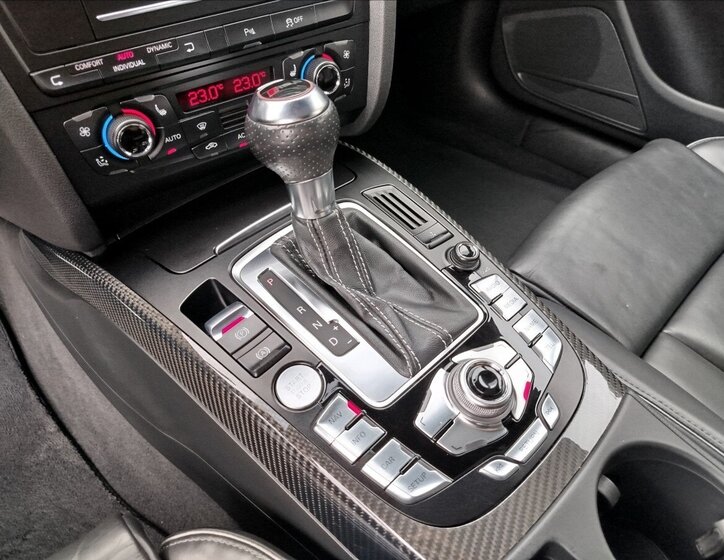 Audi RS 5 Kupé 4,2 l 331 kw