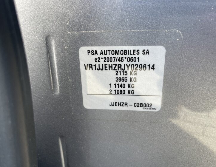 DS Automobiles DS7 Crossback Kombi 2,0 l 130 kw