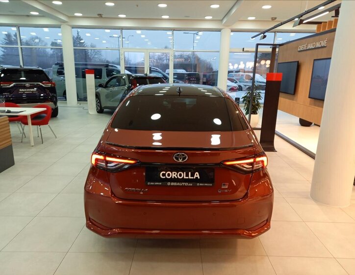 Toyota Corolla Sedan 1,8 l 72 kw