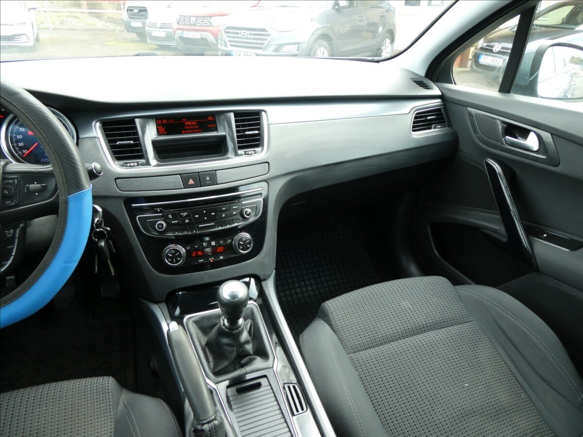 Peugeot 508 Sedan / Limuzína 1,6 l 115 kw