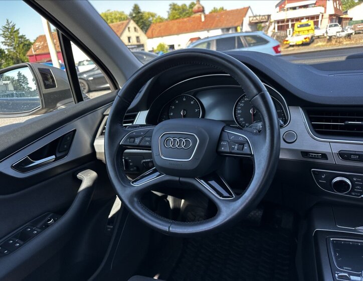 Audi Q7 SUV 3,0 l 245 kw