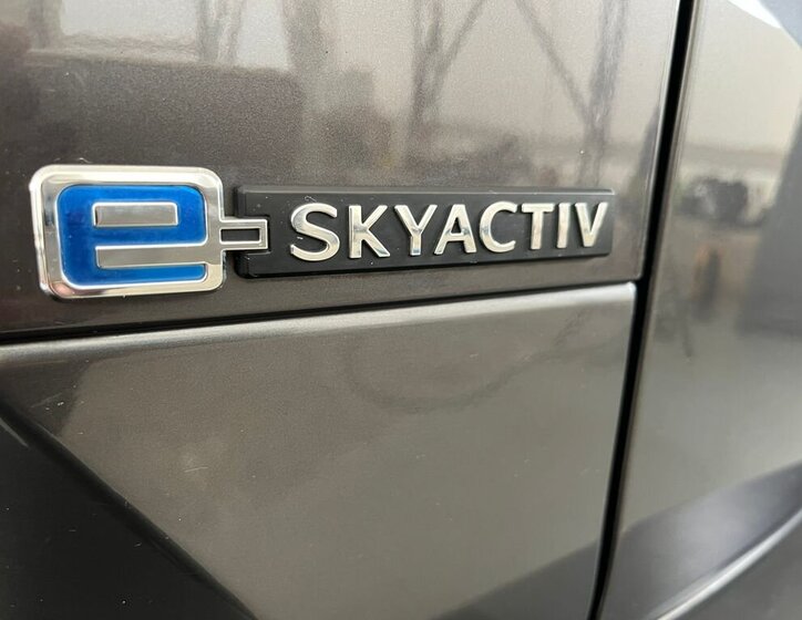 Mazda MX-30 SUV / Terénní 0,0 107 kw