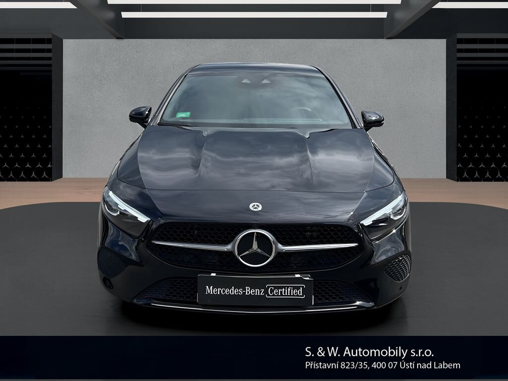 Mercedes-Benz Třídy A Hatchback 1,3 l 120 kw