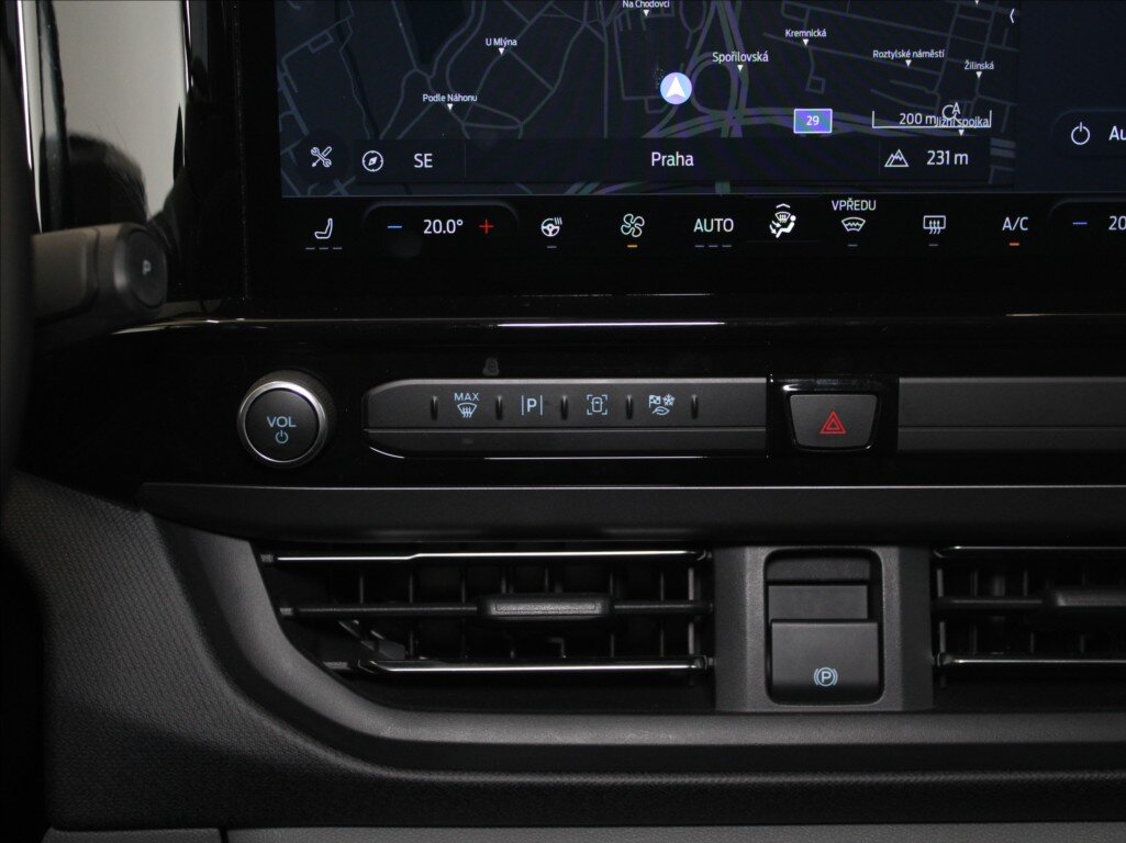 Ford Tourneo Custom MPV 2,0 l 125 kw