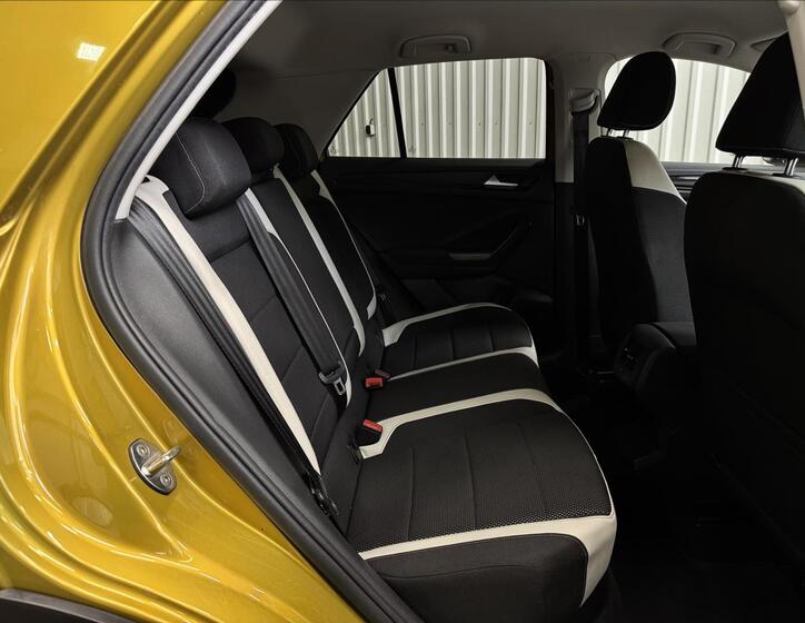 Volkswagen T-Roc 35