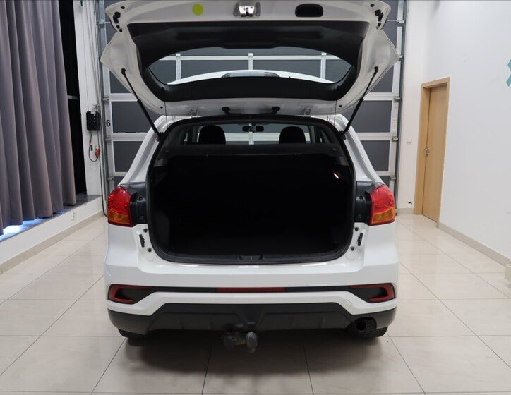 Mitsubishi ASX SUV 1,6 l 86 kw