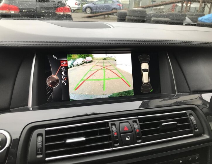 BMW Řada 5 Kombi 3,0 l 190 kw