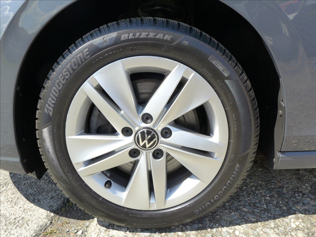 Volkswagen Golf Kombi 2,0 l 85 kw