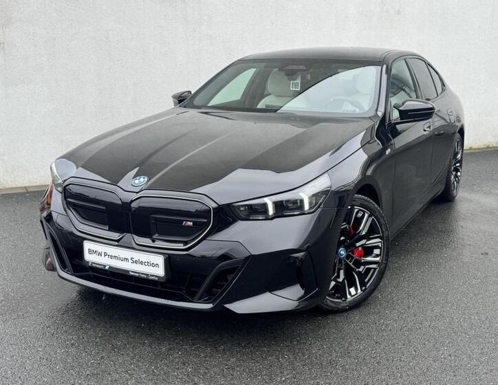 BMW i5 1