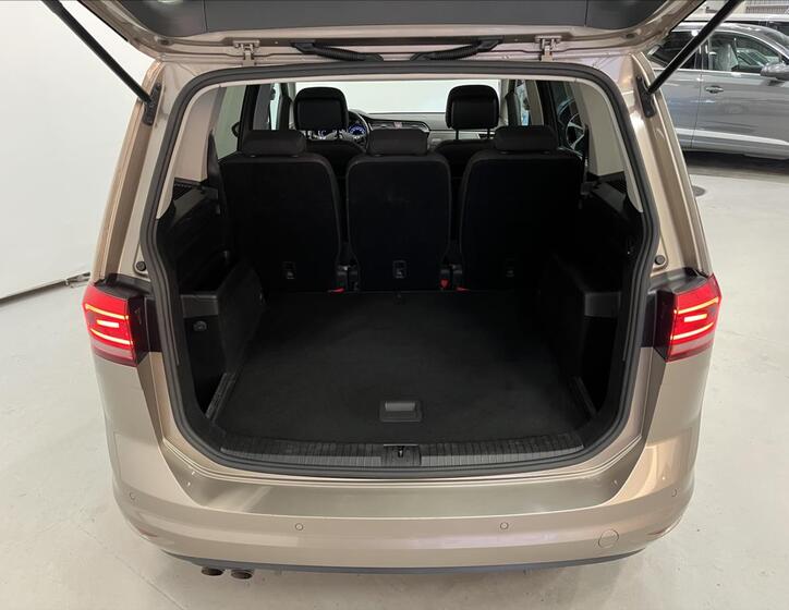 Volkswagen Touran 30