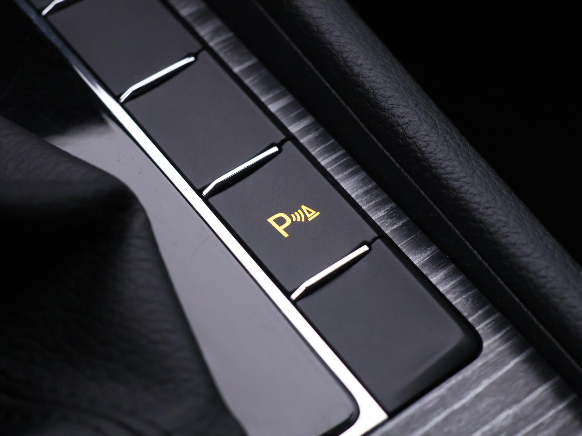 Škoda Superb Liftback 1,5 l 110 kw