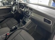 Volkswagen Touran 9
