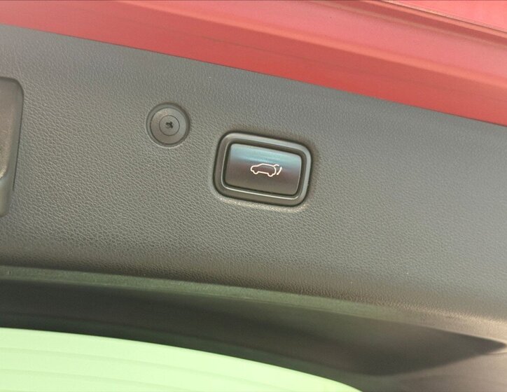 KIA Sportage SUV / Terénní 2,0 l 136 kw