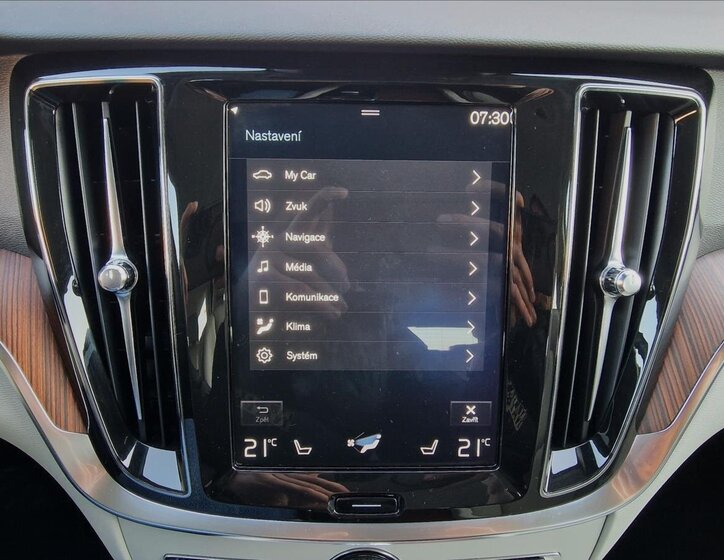 Volvo V60 Kombi 2,0 l 140 kw