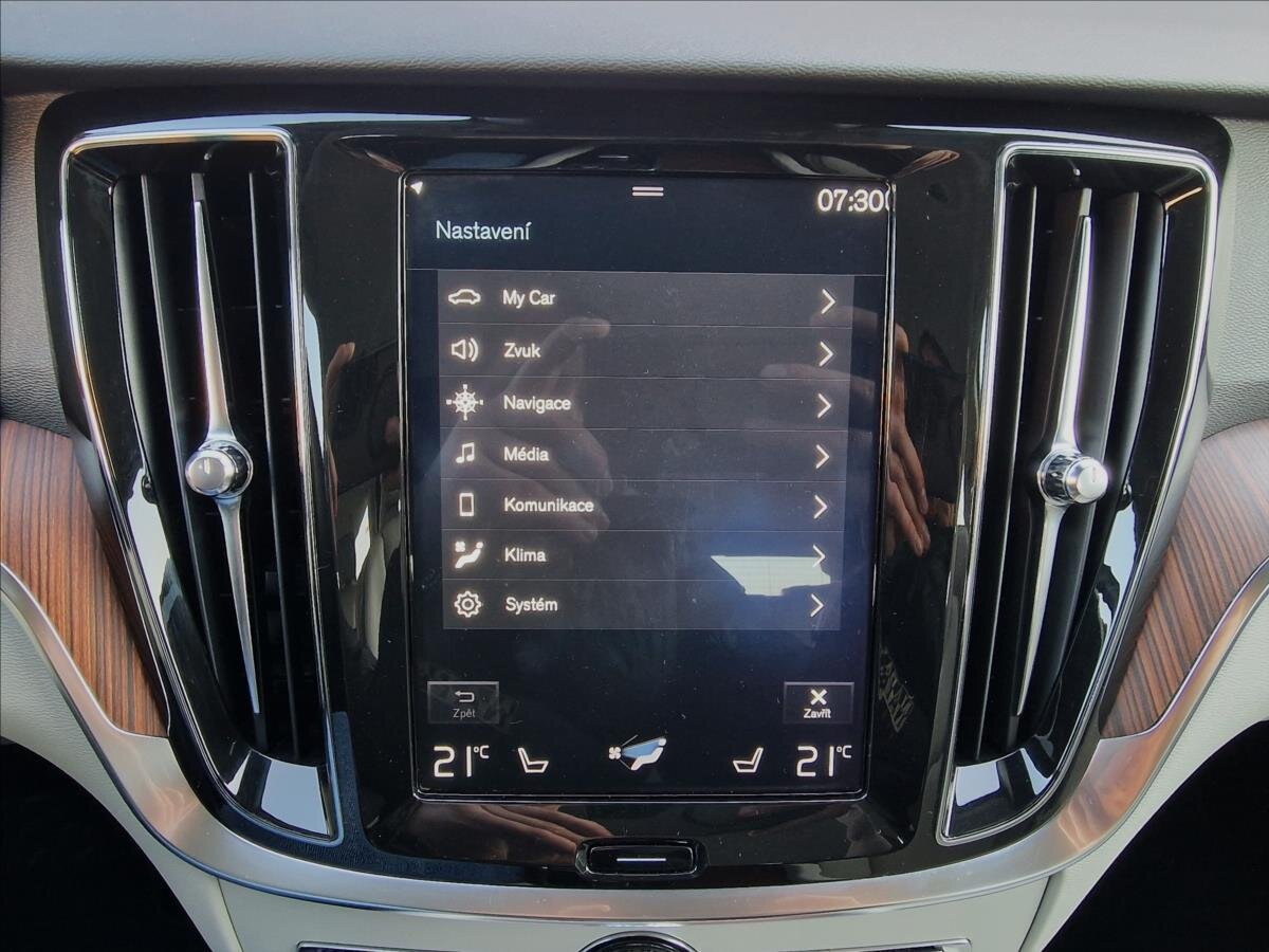 Volvo V60 Kombi 2,0 l 140 kw