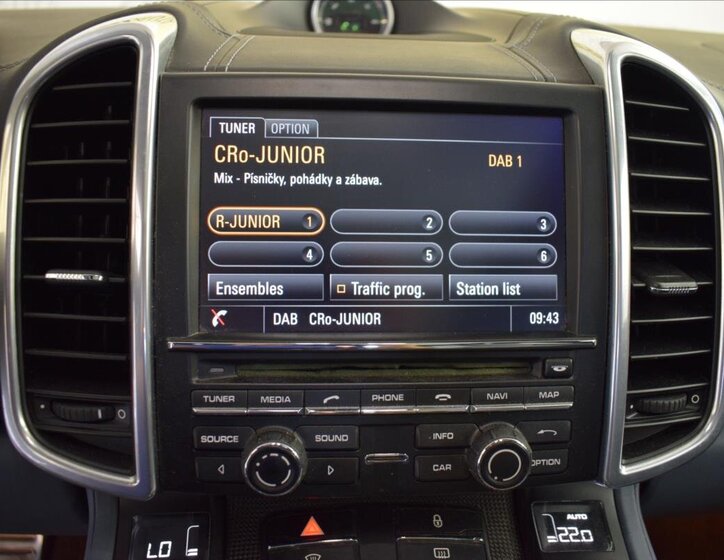 Porsche Cayenne SUV 4,8 l 405 kw