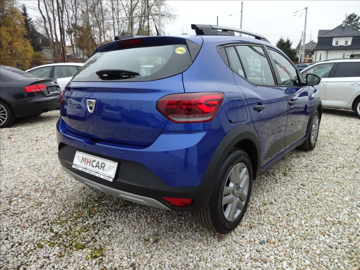 Dacia Sandero Hatchback 999,0 67 kw