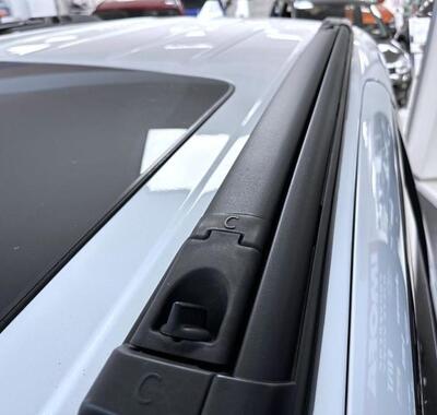 Chrysler Pacifica 32