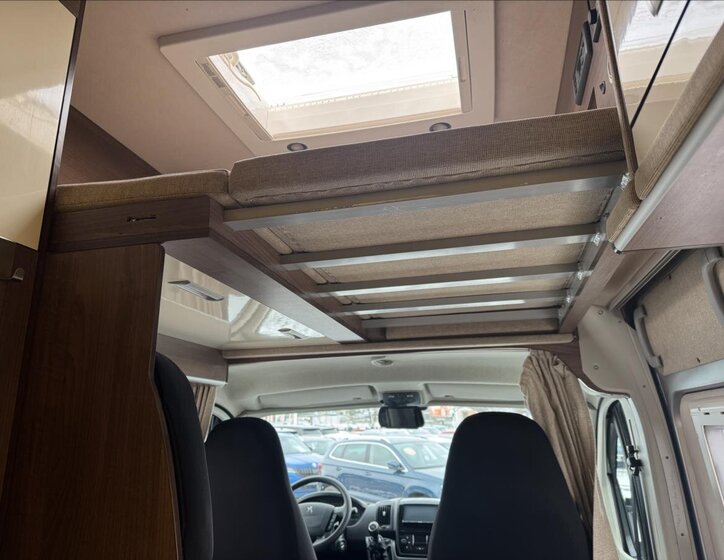 Peugeot Ostatní Ostatní 3,0 l 130 kw